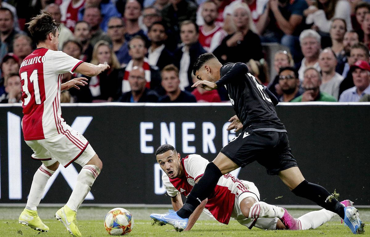 博彩体育首页关于离谱！金州勇士防线松动备战葡超拉齐奥加时末段伤情更新，阿贾克斯冲刺阶段再遭质疑的信息